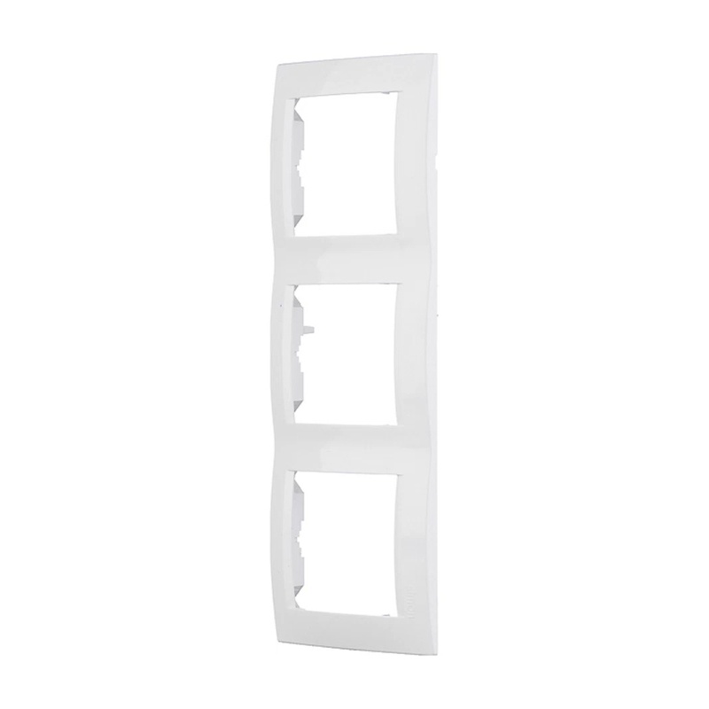 Рамка 3-х постовая Valena 694242, универсальная, белая